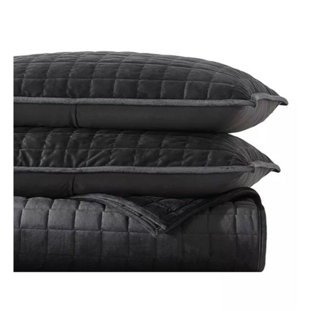 Vera Wang 3PC King Velvet Black Quilt And Shams Set